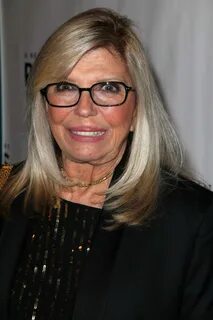 Nancy Sinatra and her transformation from failing singer to fashion icon.