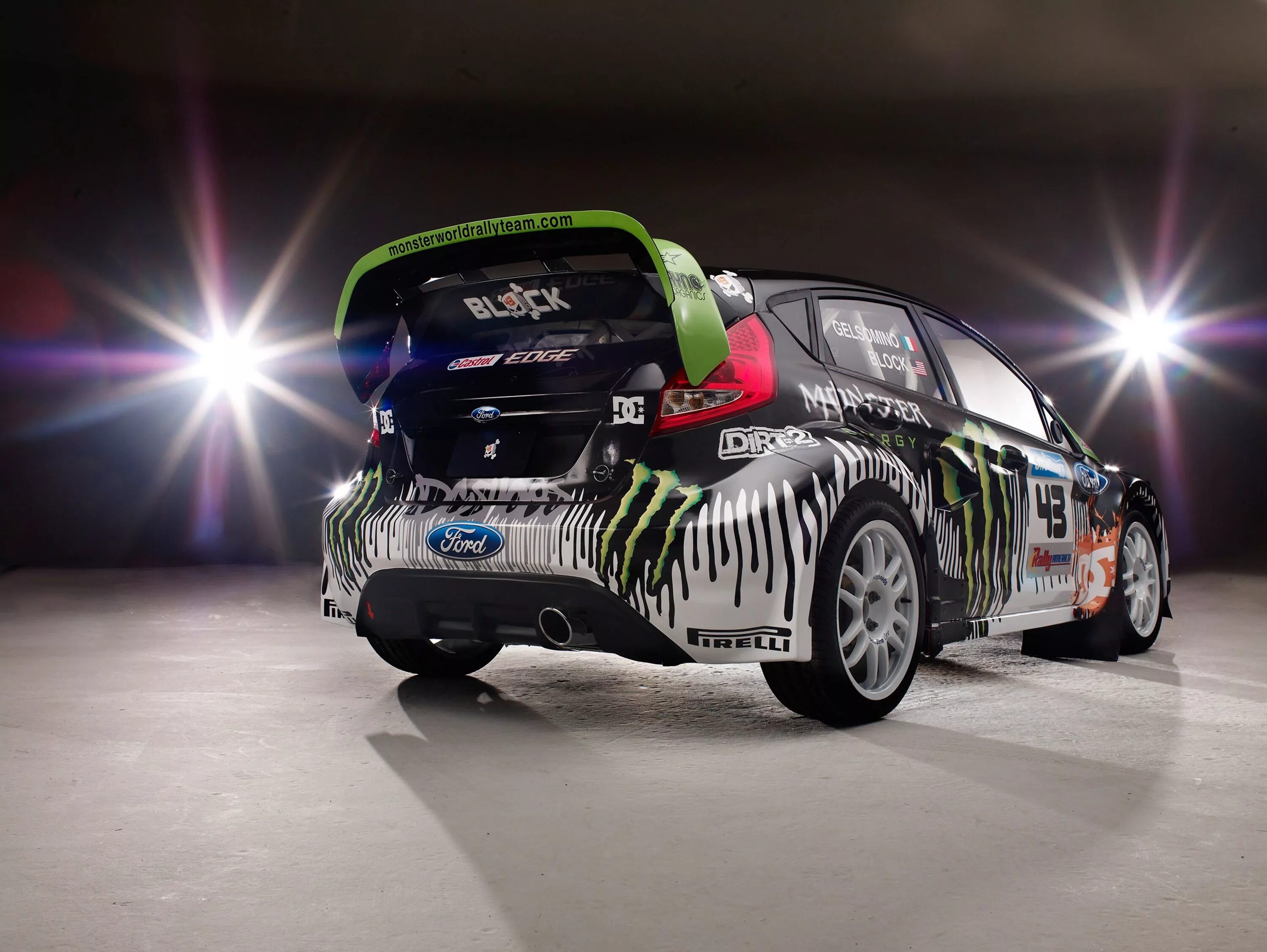 Ken block. Кен блок форд фиеста. кен блок форд фиеста ралли. ford fiesta кена блока. ken block ford fiesta ралли.