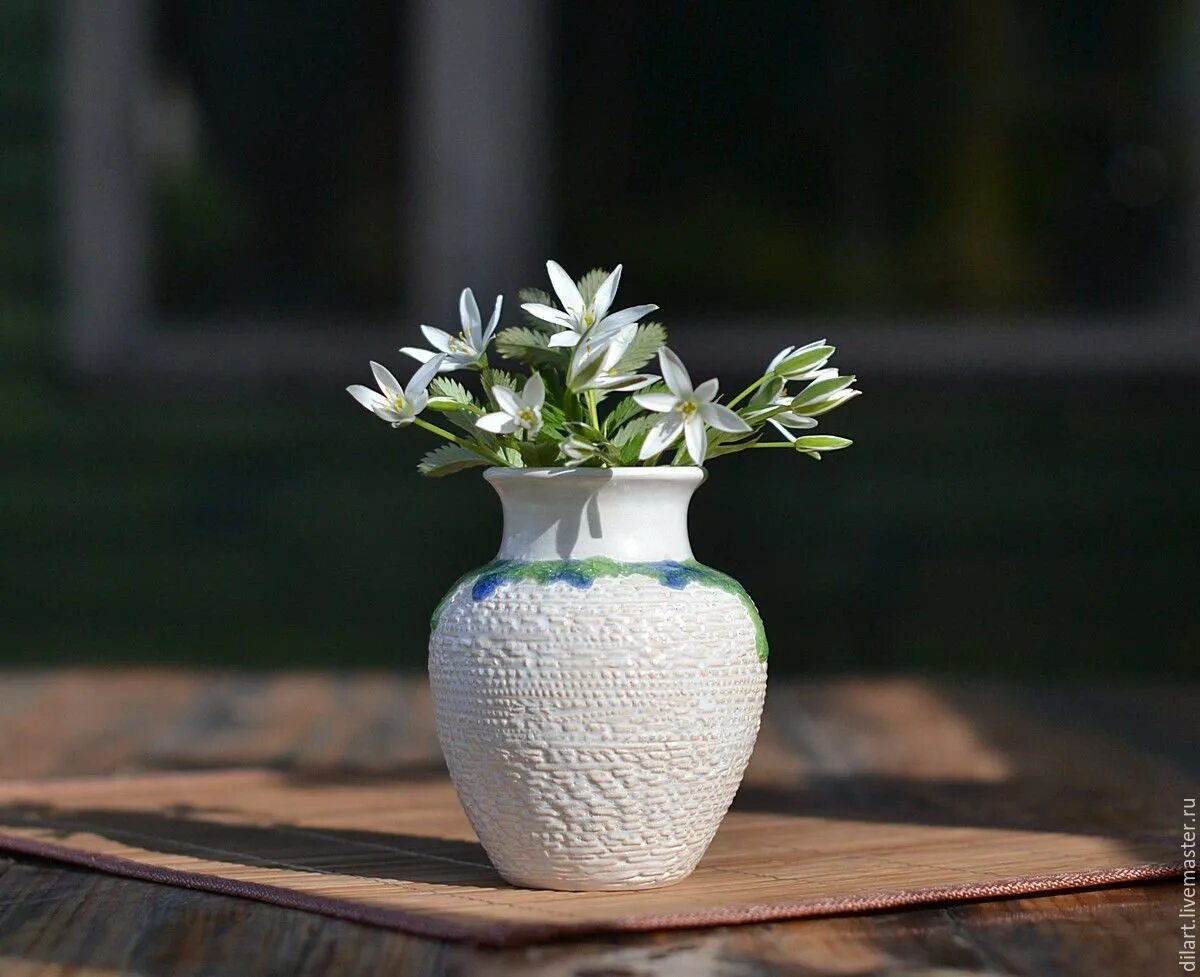 Необычные вазы. Оригинальные вазы для цветов. Ваза для цветов. Керамические вазочки.