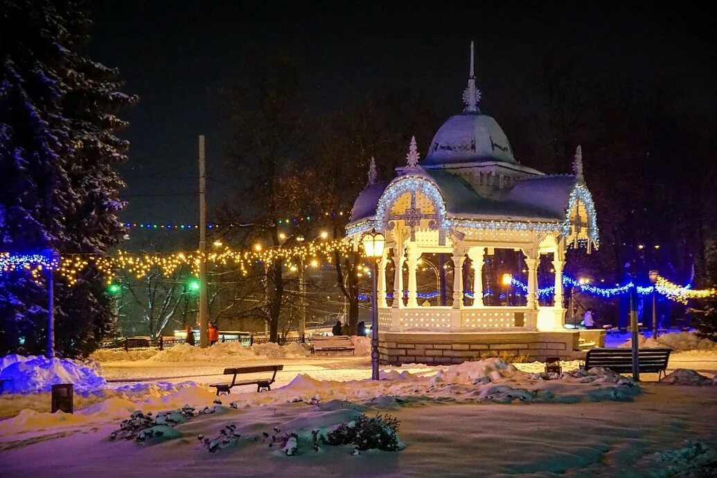 Время в сумах. Город Сумы альтанка. Сумы города Сумской области. Сумы альтанка фото. Сумы центр города.