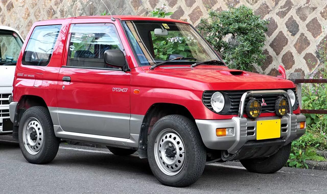 сузуки джимни 4х дверный новый. тойота лэнд крузер прадо 90. митсубиси паджеро 2 эволюшн. Toyota land cruiser 76 70. Mitsubishi pajero v31.
