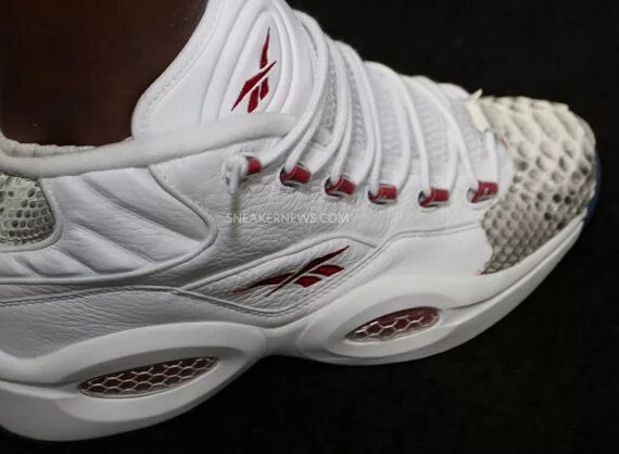 Кроссовки с чехлами из 2000. Reebok dmx модель 2000. reebok dmx 2000 года. кровки рибок 2000. reebok кроссовки 2000-х.