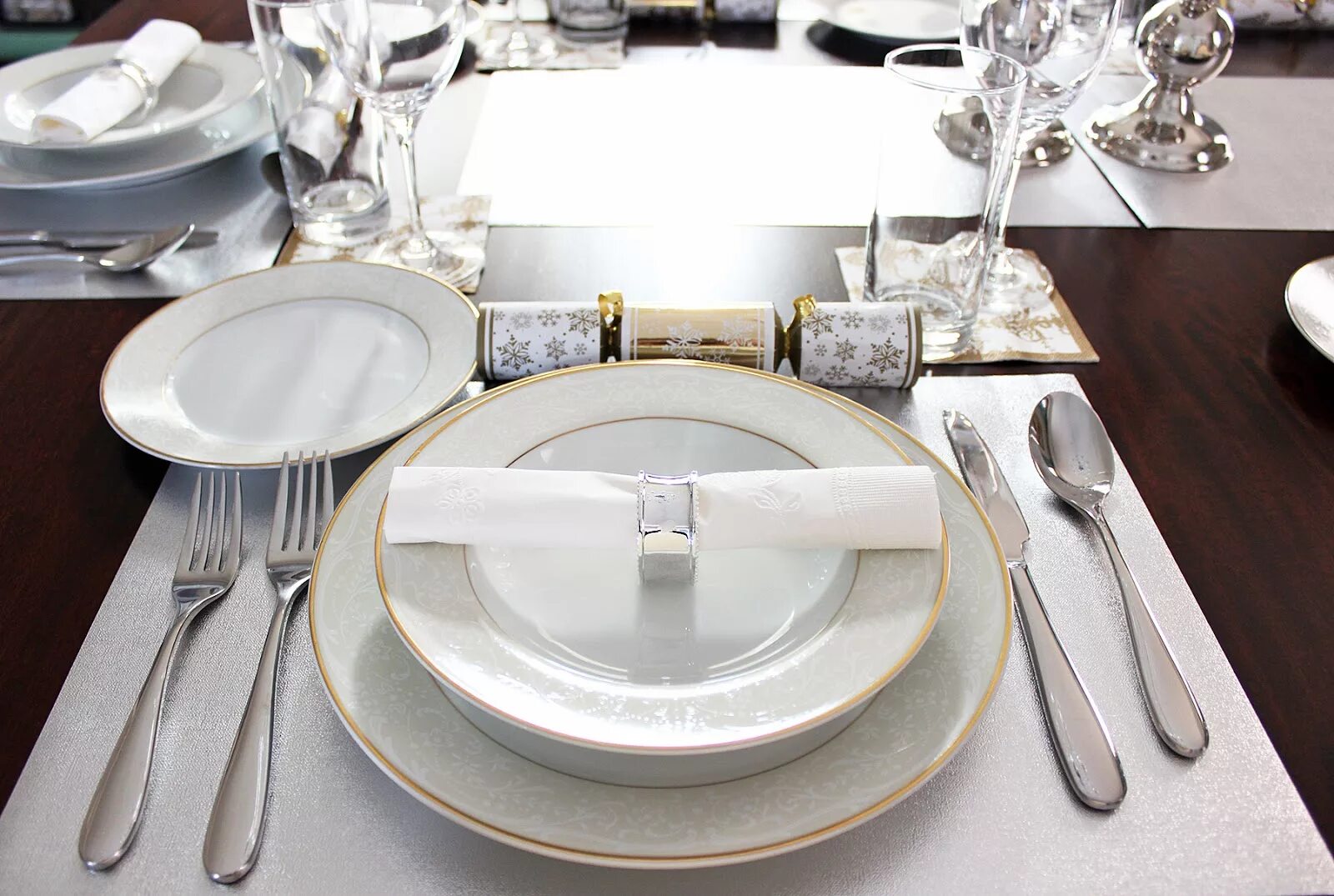 Une table