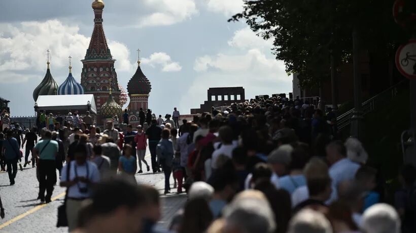 2 население москвы. Население Москвы. Население города Москва. Населенность Москвы. Население Москвы люди.