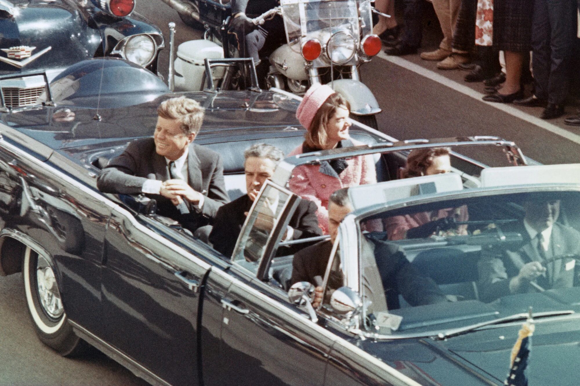 Сколько убили президентов. Джон Кеннеди 22 ноября 1963. Убийство Джона Кеннеди в Далласе. Смерть президента Кеннеди. Джон Фицджеральд Кеннеди убийство.