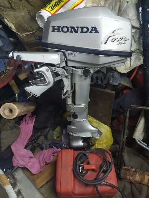 Лодочный мотор хонда 5. Мотора honda 5bf. Хонда 5 л с 4 х тактный. Хонда 5 л с 4 х тактный. С.