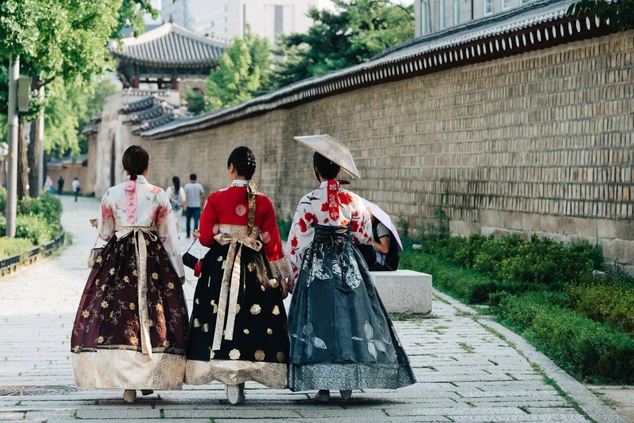 китайские предметы быта. провинция кёнги южная корея. быт корейцев. чхусок в южной корее. быт корейцев.