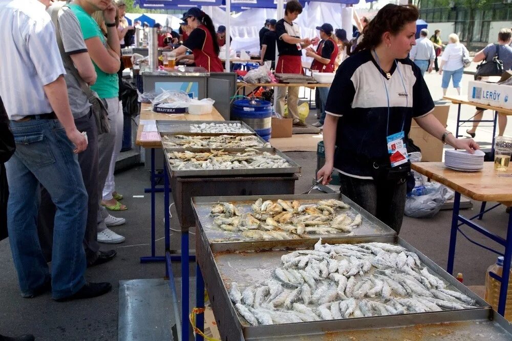 Праздник корюшки в санкт-петербурге ленэкспо. Праздник корюшки в спб. Фестиваль корюшки в санкт-петербурге. Праздник корюшки в питере. Праздник корюшки санкт.