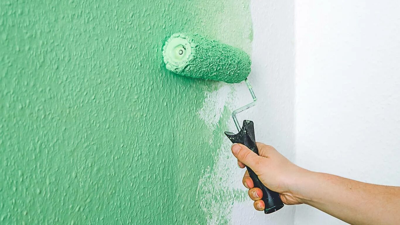 Можно ли деревья красить водоэмульсионной. Краска для стен. Крашенные стены. Окрашивание стен краской. Краска фактурная.