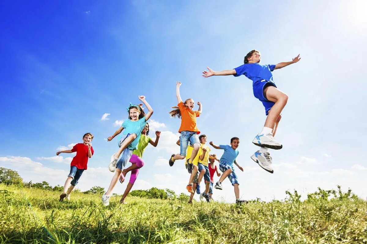 Оздоровление нации. Спорт дети. Активный образ жизни. Здоровый образ жизни спорт. Спортивное лето.