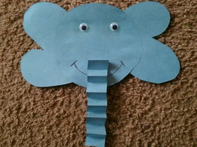 Поделка слон. Поделка Слоник из бумаги. Поделка для детей Слоненок. Поделки для детей слоники. Слоник из бумаги