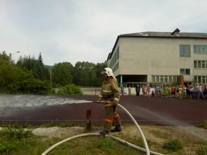 Погода восток приморского края красноармейского. Посёлок Восток Приморский край. Пгт Восток Красноармейский район Приморский край. Поселок Восток Красноармейский район. Пожарная охрана Красноармейск.