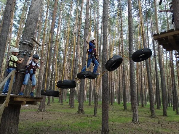 Лагерь красная горка Каменск-Уральский. Загородный лагерь красная горка Каменск Уральский. Лагерь красная горка Кострома. Лагерь красная горка Свердловская область. Красная горка екатеринбург