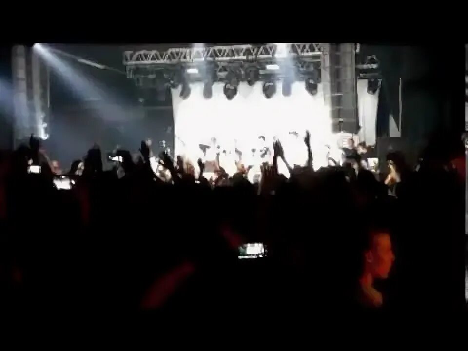 Баста гуф зеленый театр видео. Зеленый театр 2015 баста +. гуф баста ак 47. концерт баста и гуф зеленый театр. бледный на газгольдер.