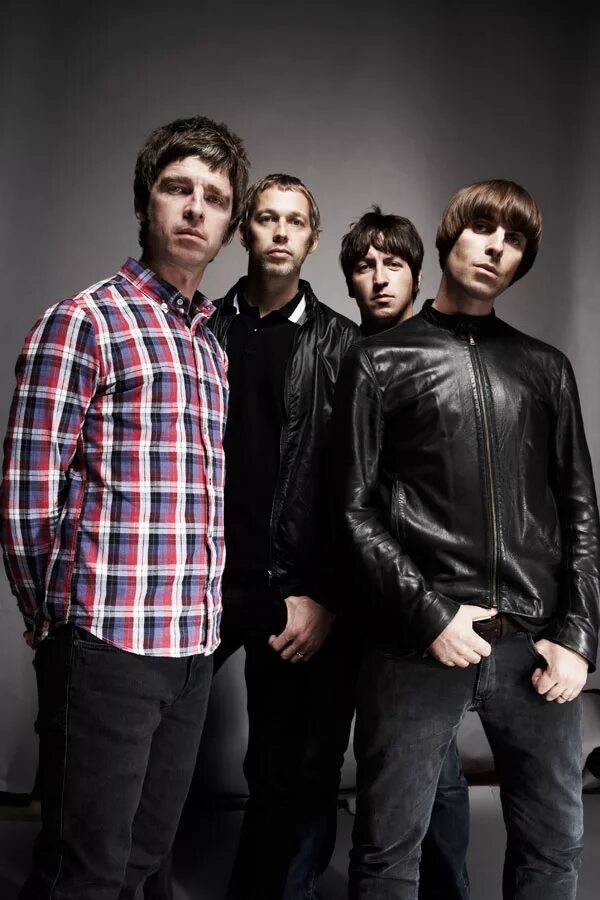 Liam gallagher. Oasis live. Oasis трансформация. Noel gallagher corey taylor. Oasis live forever.