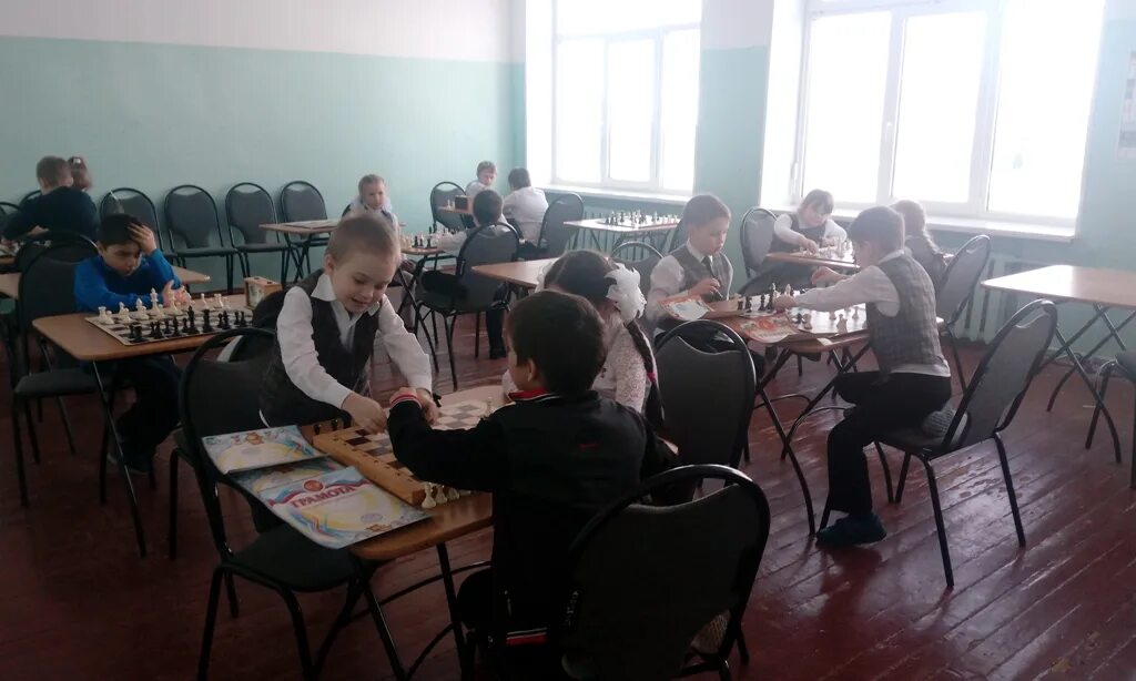 Шимск школа. Шимск. Полесье школа. Шимский новгородская область школы. 2019 год президентские состязания тула.