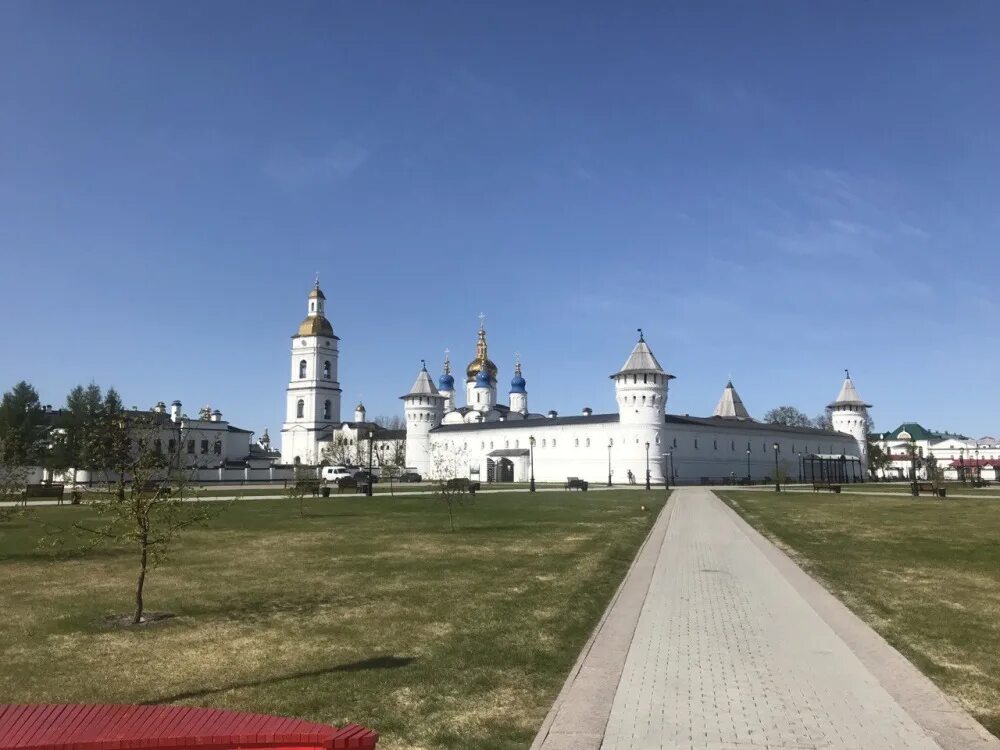 тобольск столица сибири. кремль тобольск 2022. население тобольска 2023 год. город тобольск тобольский кремль. население тобольска 2023 год.
