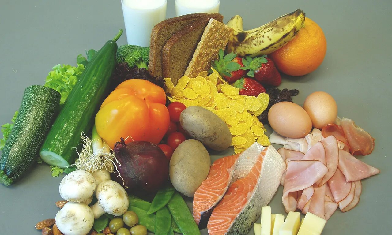 Пища уметь. Полезное питание суперфуды блюда. Овощи фрукты каши. Суперпродукты для зимы. Полезные продукты.