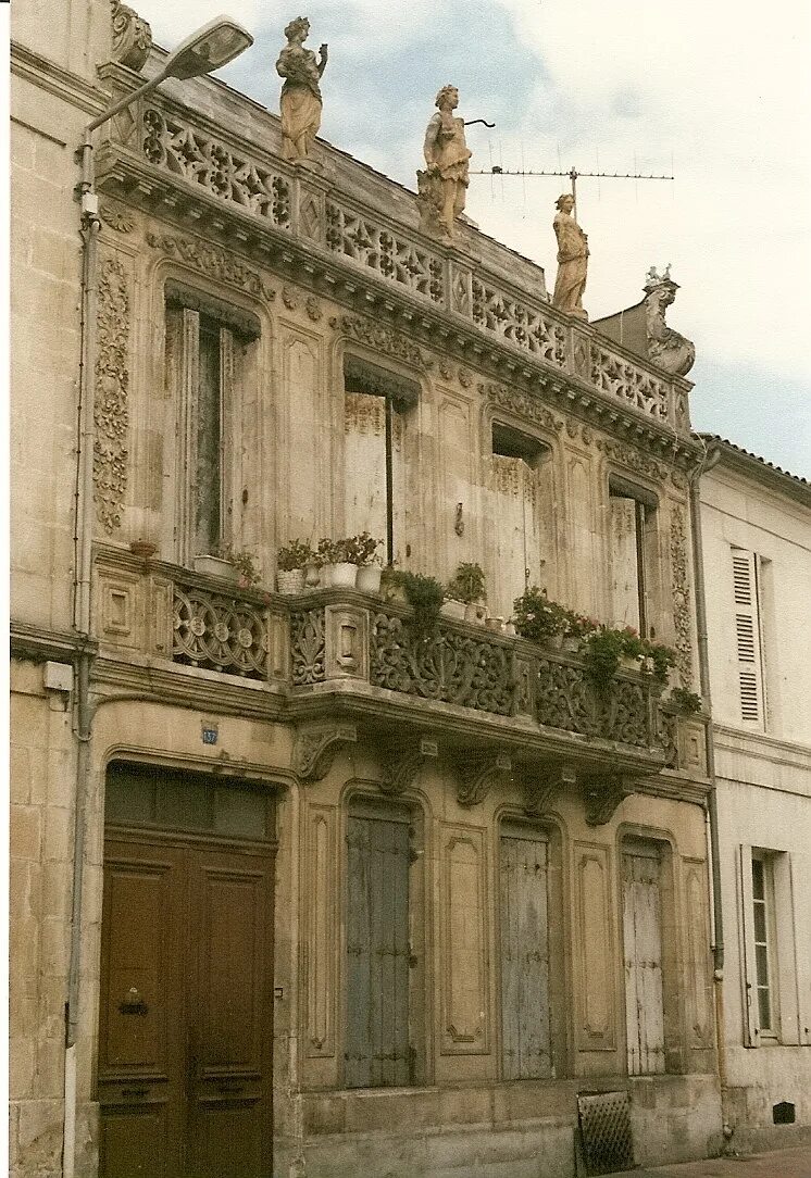 Лувр барокко. Dom de marque краснодар. Пьер лотти. Дом де маркью краснодар. Дом де маркью.