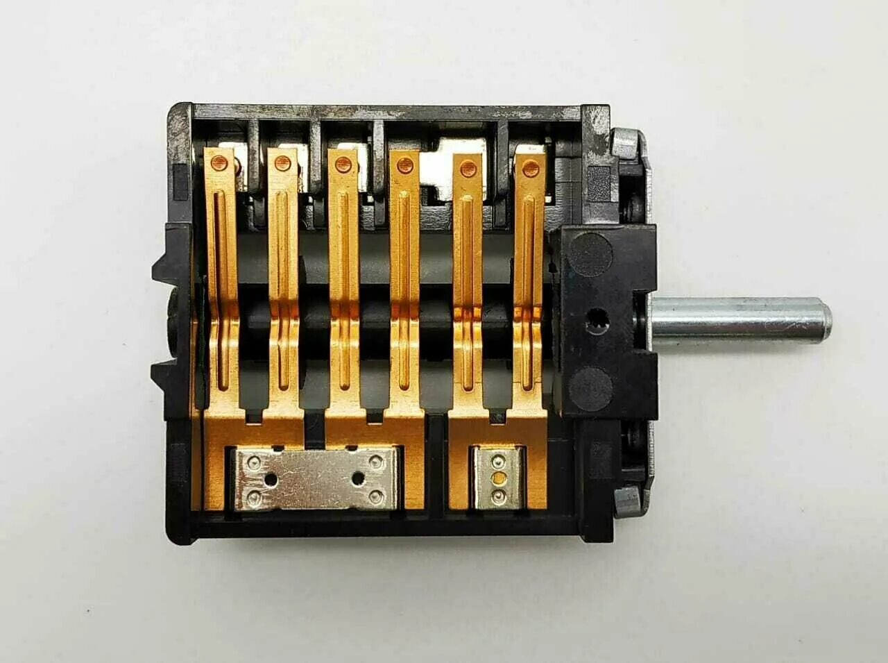 Переключатель на 5 положений. Переключатель на 5 положений. Переключатель кулачковый v2n a f25 bs1. Переключатель пять позиций. 000.