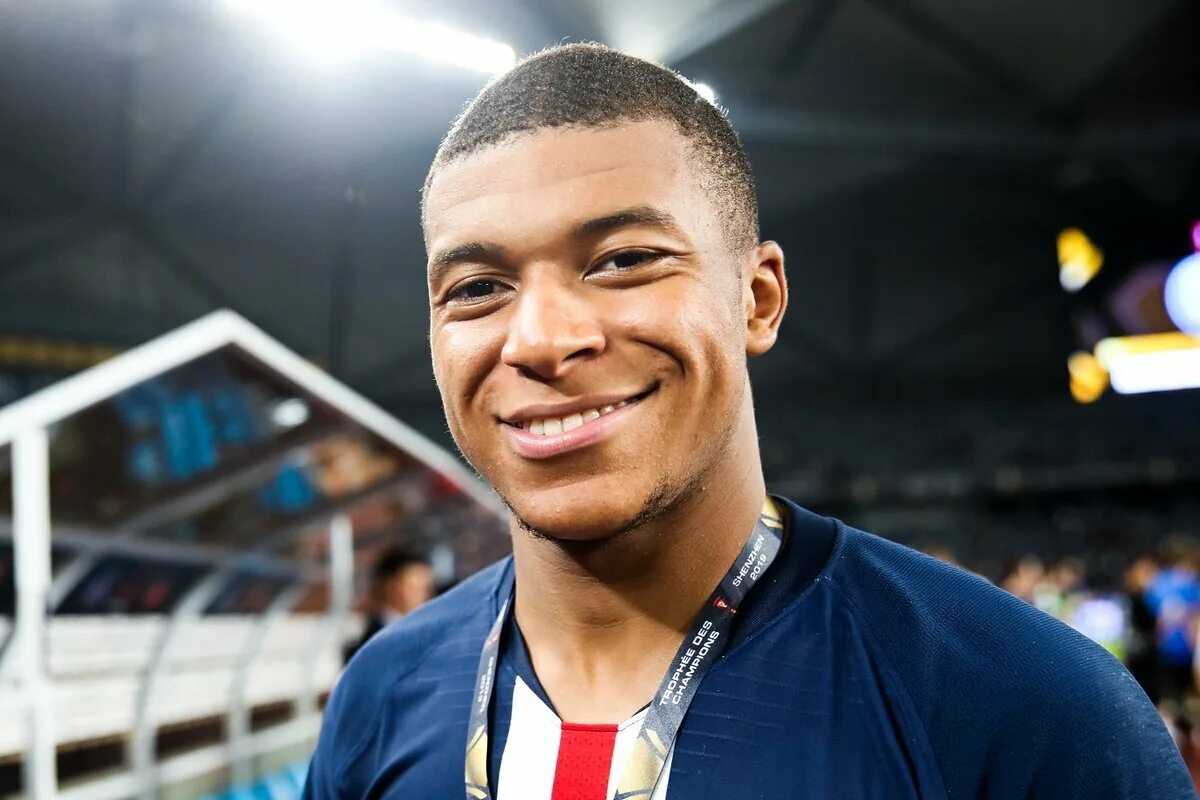 Будет ли играть мбаппе сегодня. Килине мбапи. кильян сбаппе. kylian mbappe. килиан мбаппе килиан мбаппе.
