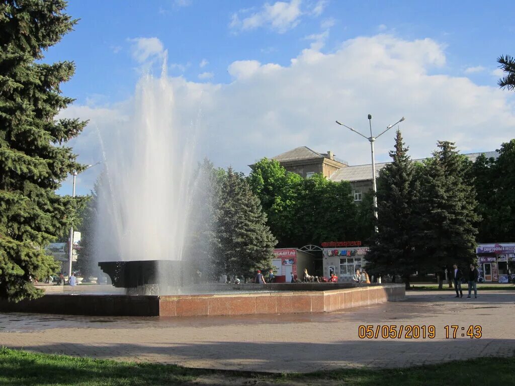 горловка донецкая область площадь победы. горловка донецкая область площадь победы. площадь города горловка. памятник героям горловского восстания, горловка. горловка донецкая область площадь победы.