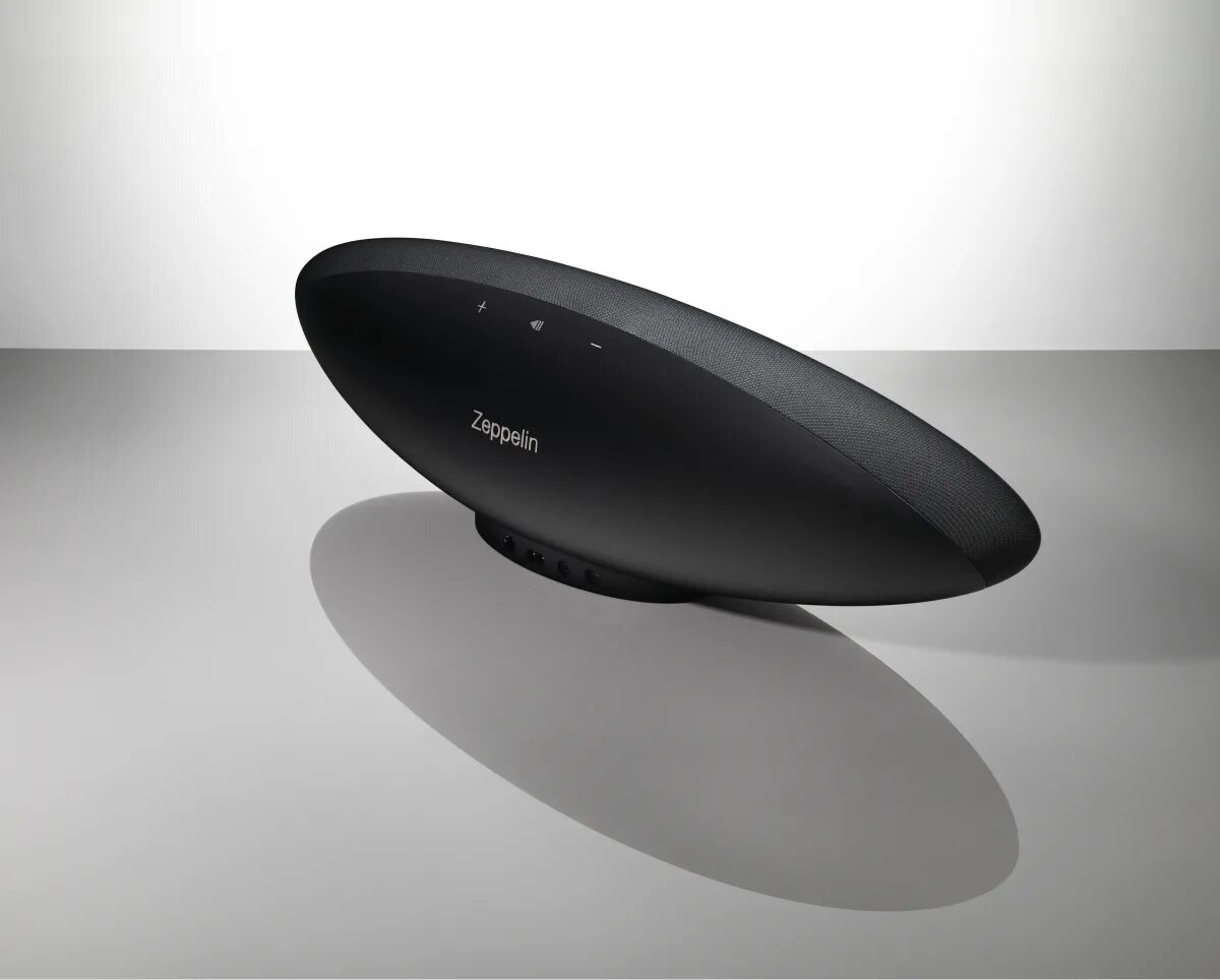 Bowers wilkins zeppelin wireless. Колонка zeppelin wireless. Bowers wilkins zeppelin wireless. Колонка bowers wilkins цеппелин 2021. Портативная колонка b w zeppelin wireless.
