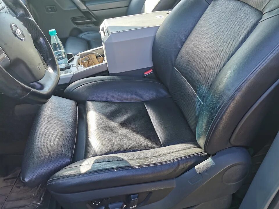Замена сиденья bmw. Qx56 ja60 салон. qx56 2006 сидения от бмв. сиденья от бмв в ниссан. сиденье от бмв в туарег.