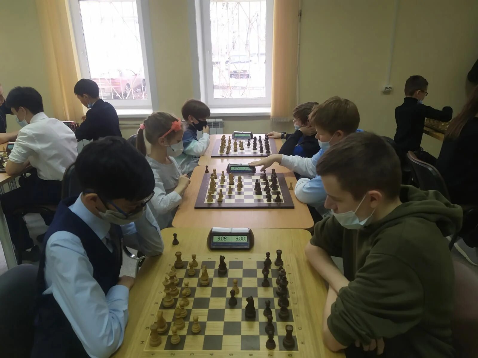 Победители шахмат. Шахматный клуб южно-сахалинск. Победители шахмат. Турнир по шахматам в москве. Победитель шахматного турнира.