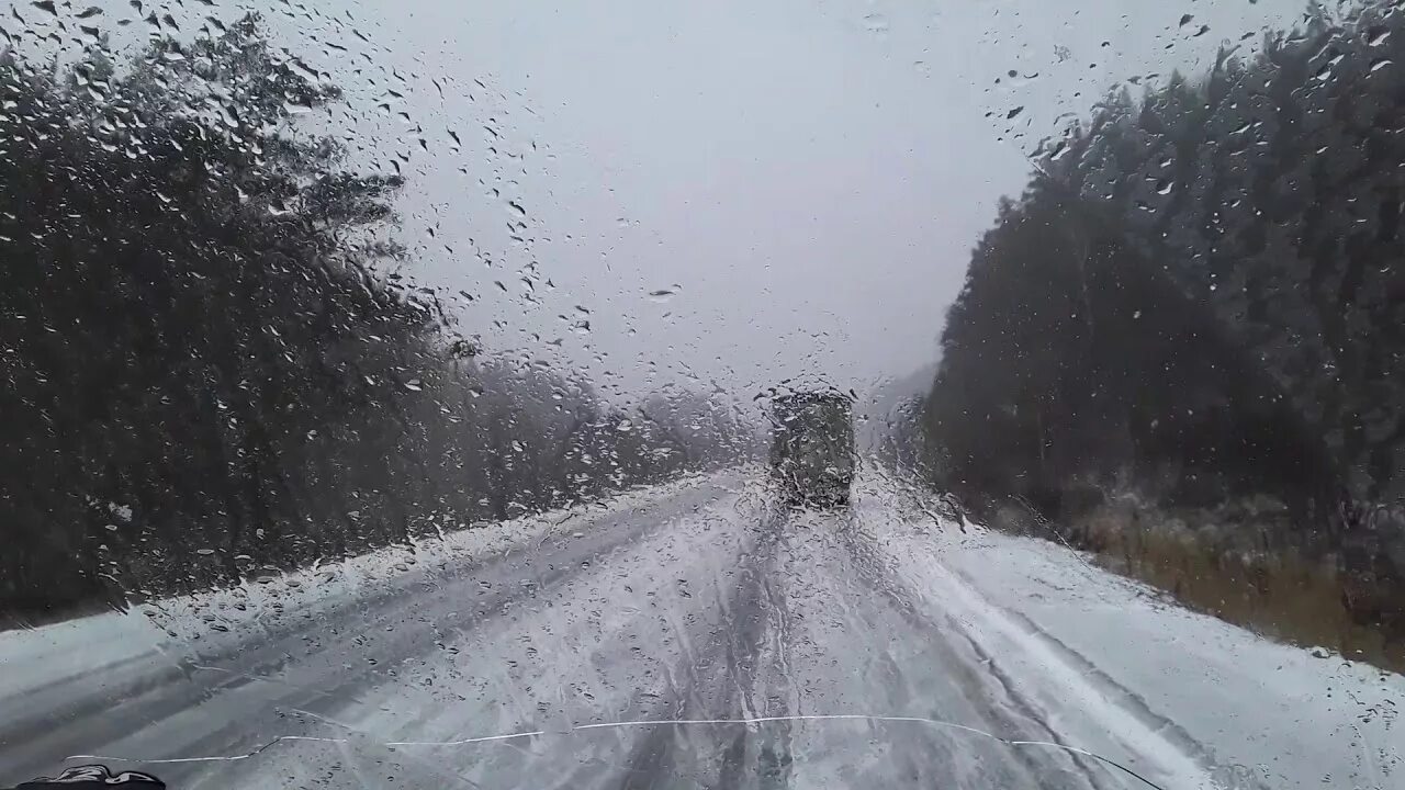 Погода в белорецке на сегодня. Белорецк снегопад. Снег в Белорецке. Белорецк Башкортостан снег. Снег в Белорецке сегодня.