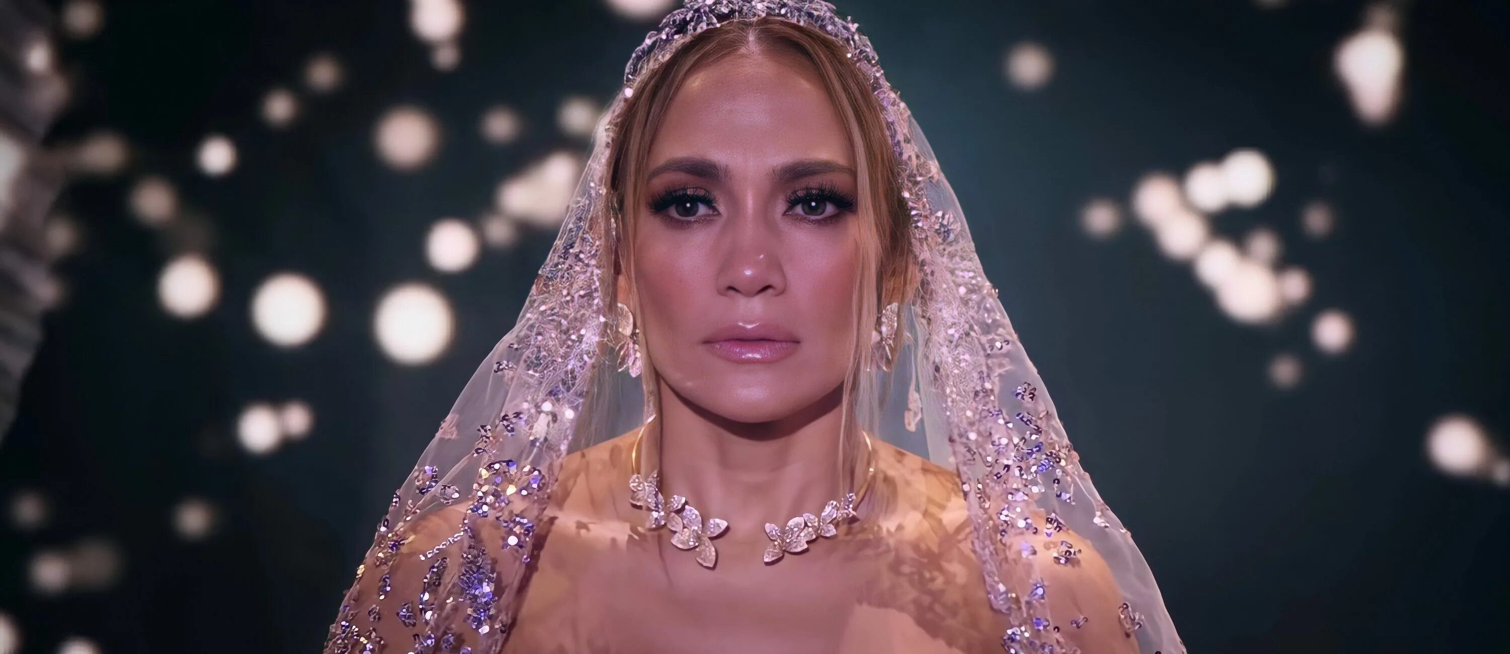 Jennifer Lopez Marry me 2022. Золушка 21 века