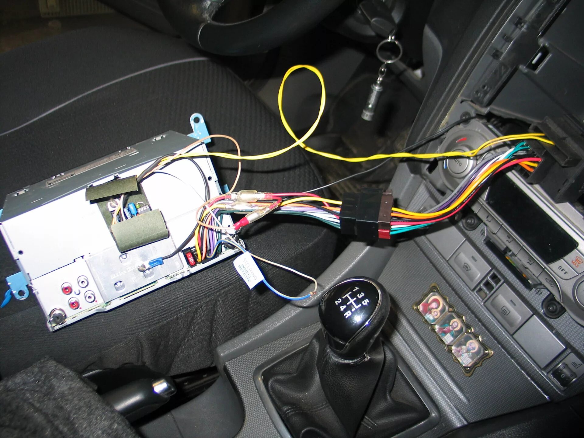 дружим подрулевой джойстик и Pioneer AppRadio 2 - Ford Focus II Hatchback, 2 л, 