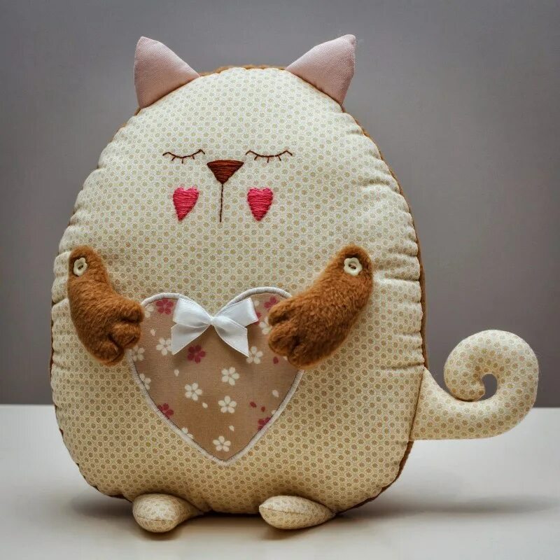 Как сшить кота. Сшить игрушку. шитые игрушки. кот-подушка. игрушки для подушки.