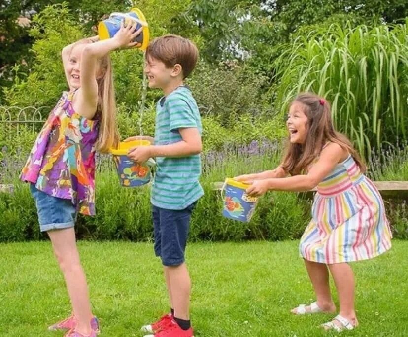 Веселые игры руками. Активные игры для детей. Развлечения для детей на природе. Развлечения на свежем воздухе для детей. Идеи для игр на свежем воздухе.