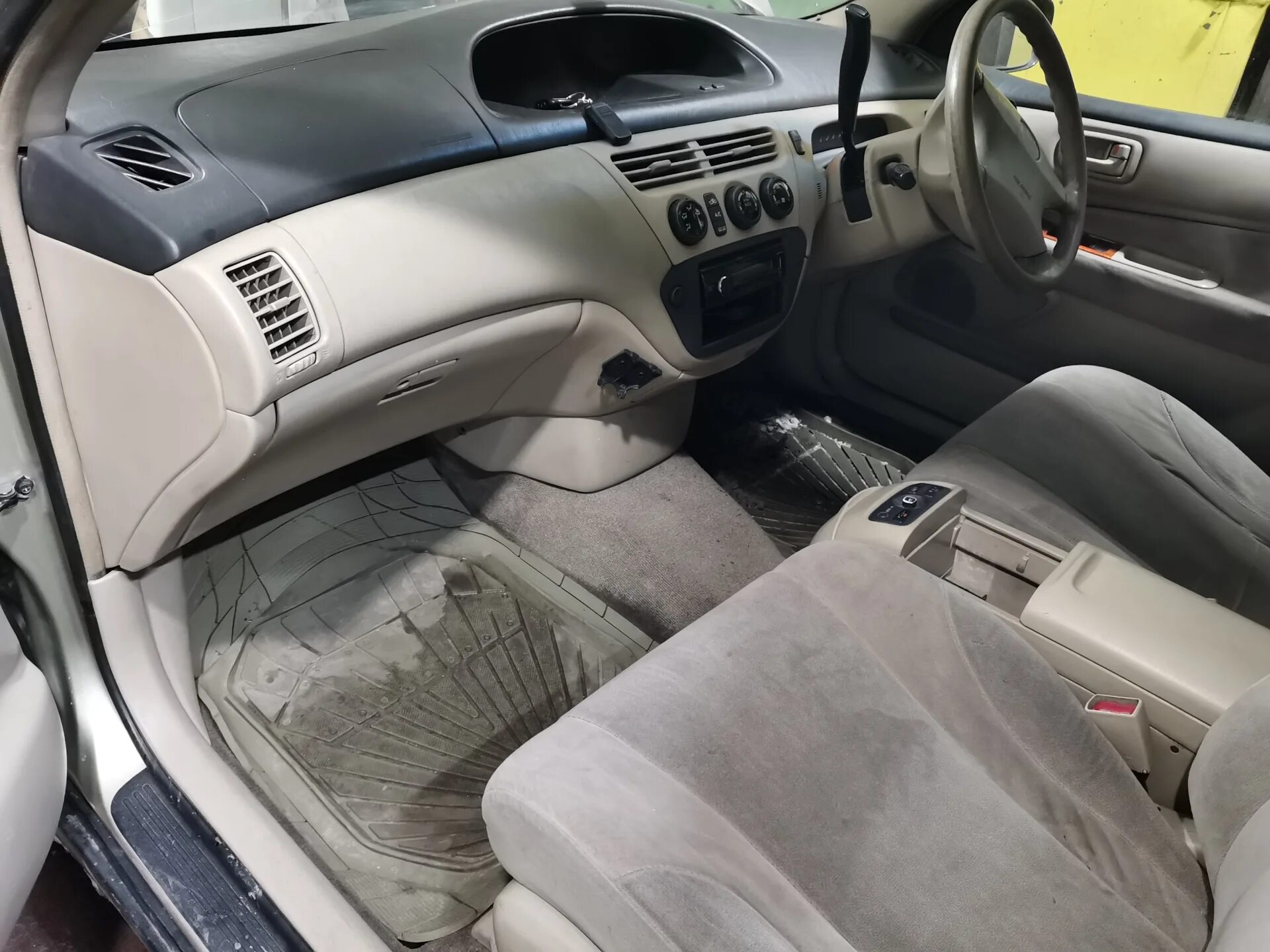 Тойота виста sv50 салон. Виста ардео салон. Виста ардео салон. Toyota vista ardeo салон. Виста ардео салон.