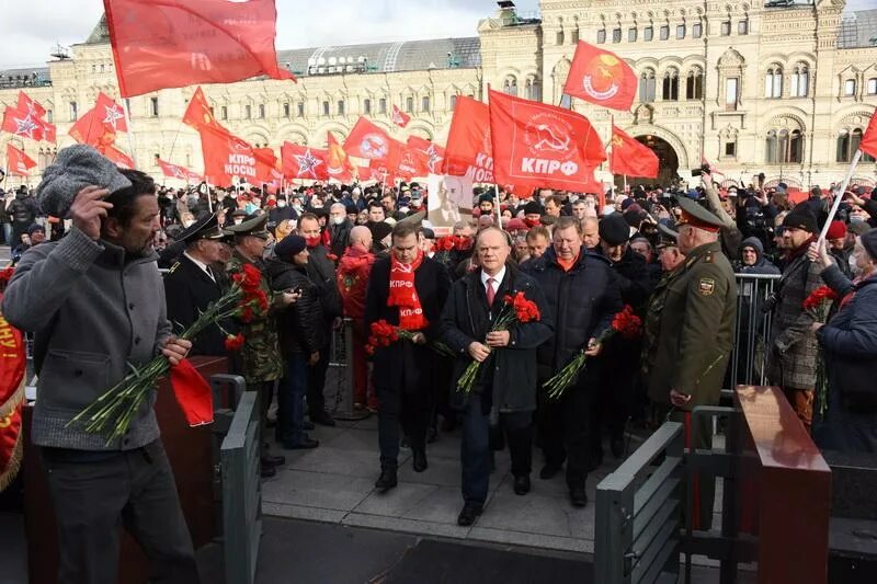 Октябрьской социалистической революции в россии. Революция коммунистов. Октябрьская революция 12 октября. Революция коммунистов в Люксембурге. Реаошжция 17 года.