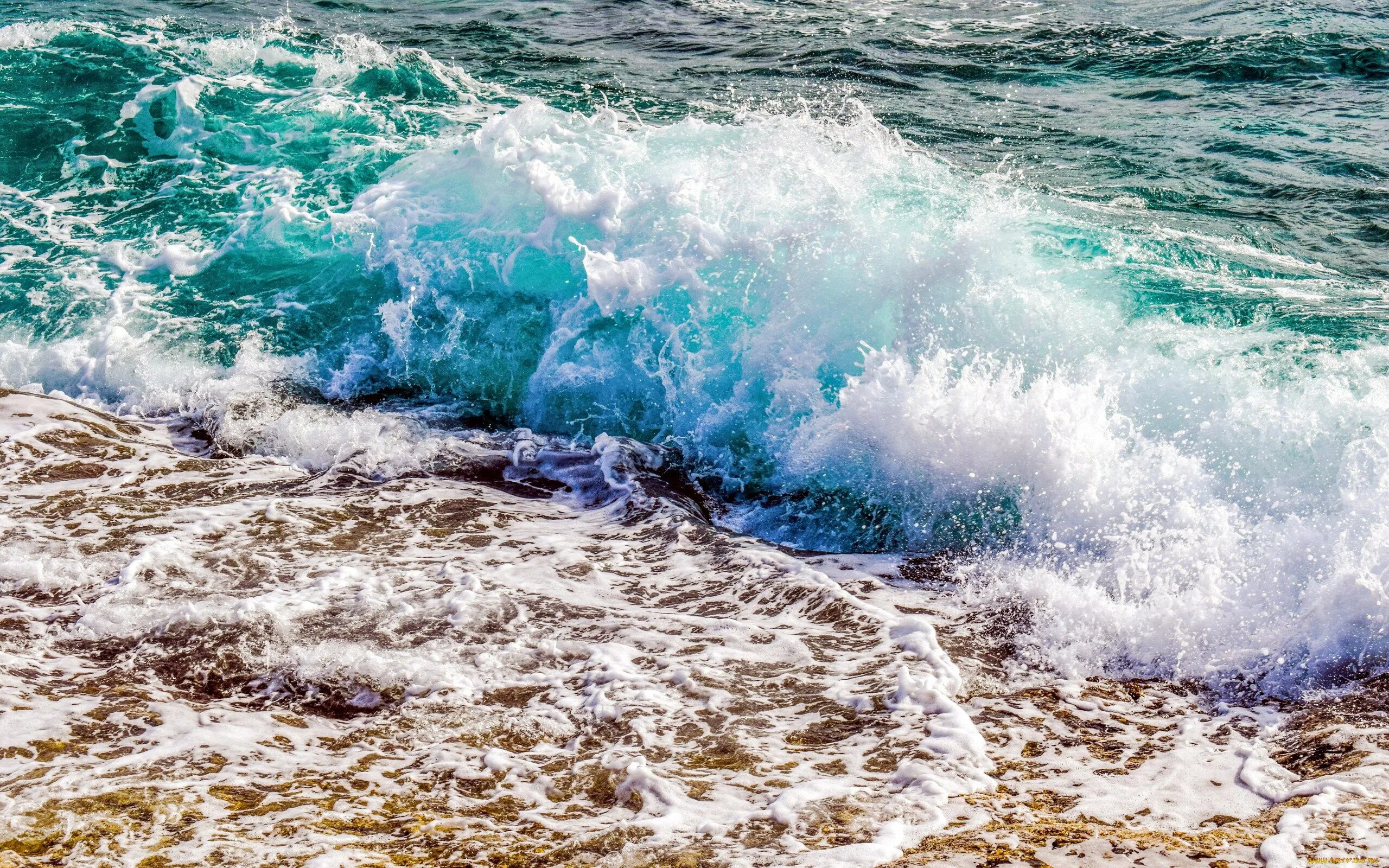 Морская вода запах. Морской Прибой Евпатория. Морской Прибой Сочи. Море, волны. Волны Прибой.