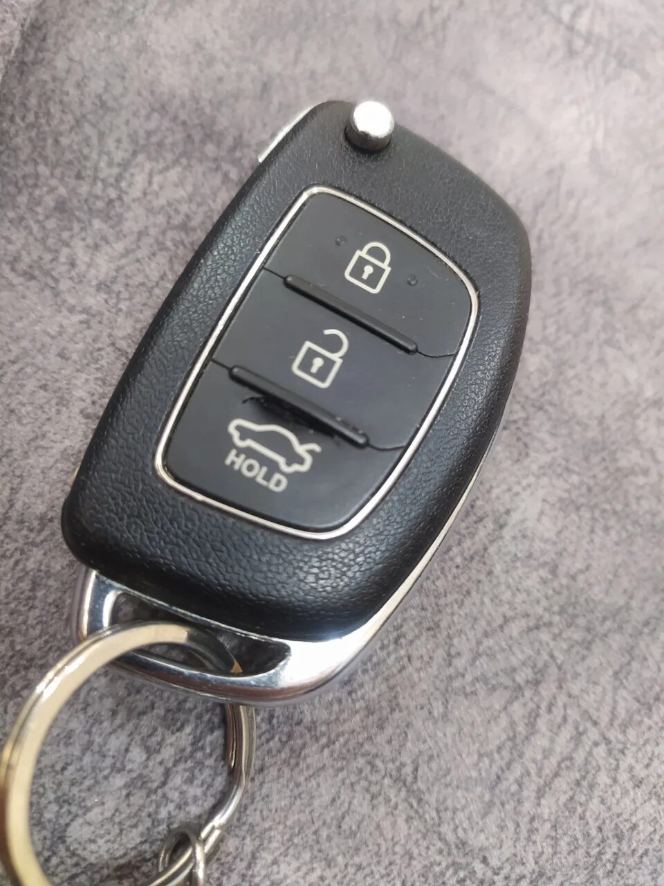 Ключ солярис купить. Кнопочный блок для ключа Хендай Солярис 2014. Ключи Hyundai Solaris 1. Ключ от Хендай Солярис 2015. Кнопки для ключа Хендай Солярис 2015 года.