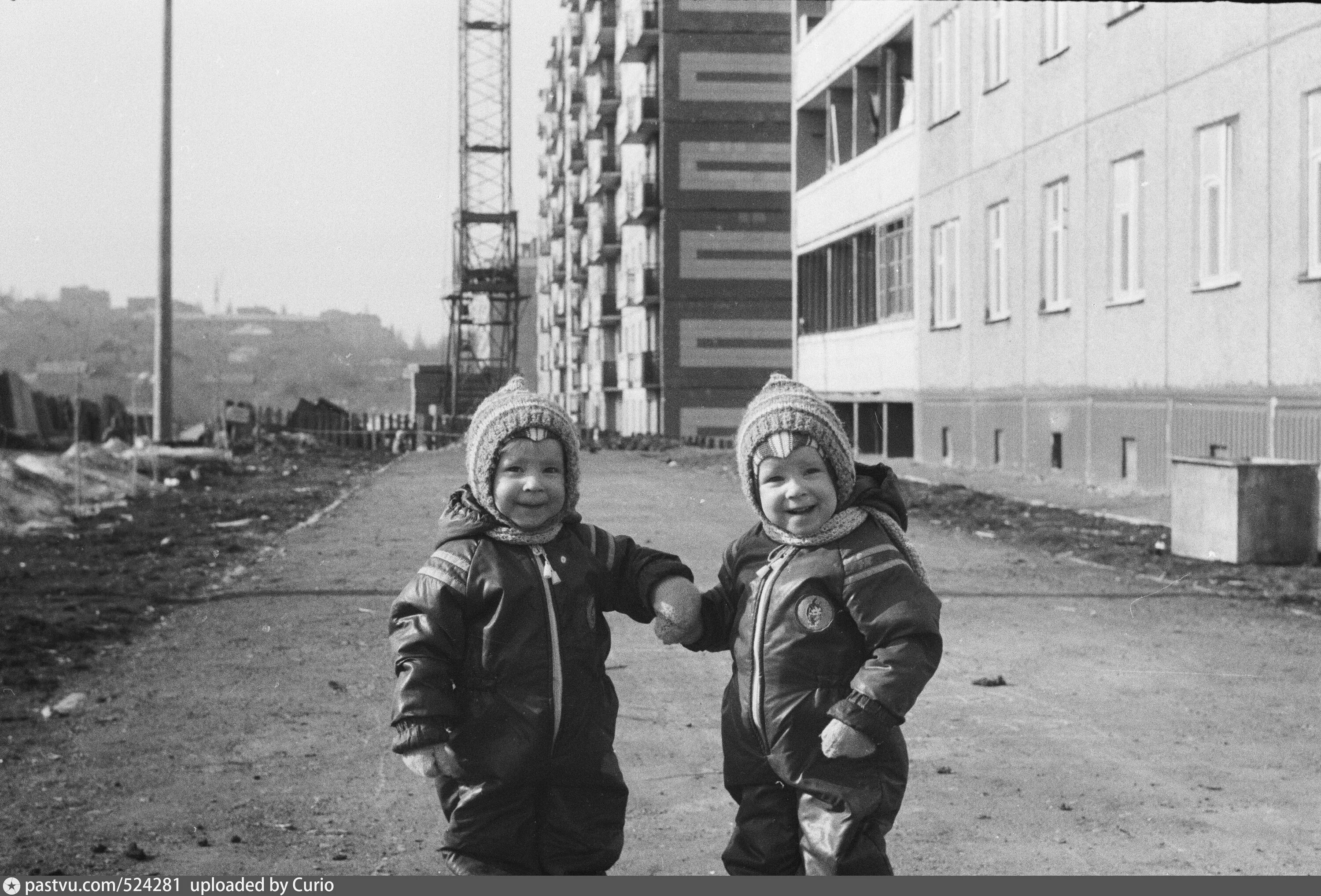 Близнецы 1987 года. Ералаш близнецы. Миннесота 1987. Близнецы 1987 года. Ералаш двойняшки тройняшки.