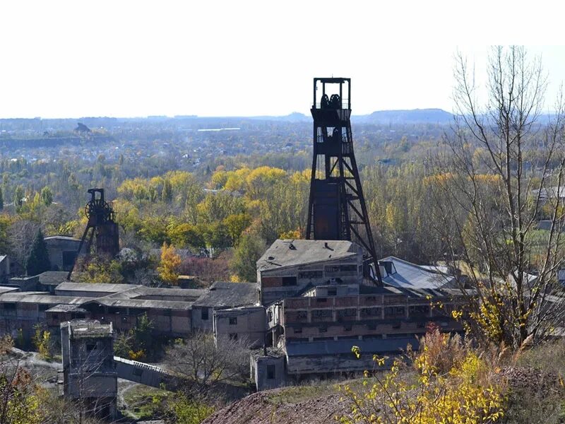 Артемовск шахта. Шахта 17-17 бис. шахты донбасса. донбасские шахты. шахта 9 капитальная донецк.