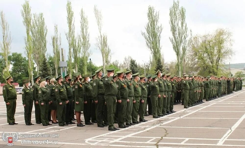 Первый выпуск донвоку. Донецкое высшее общевойсковое командное училище вс. Донецком высшем общевойсковом командном училище. Донецкое общевойсковое военное училище. Донецком высшем общевойсковом командном училище.