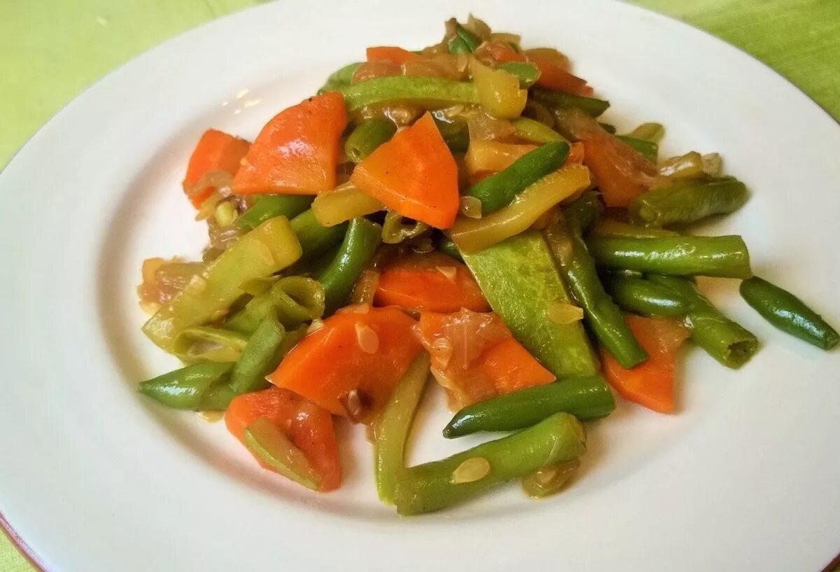 рыба с гарниром и соусом. гарнир к рыбе. гарнир под. гарнир к котлетам. гарнир под.