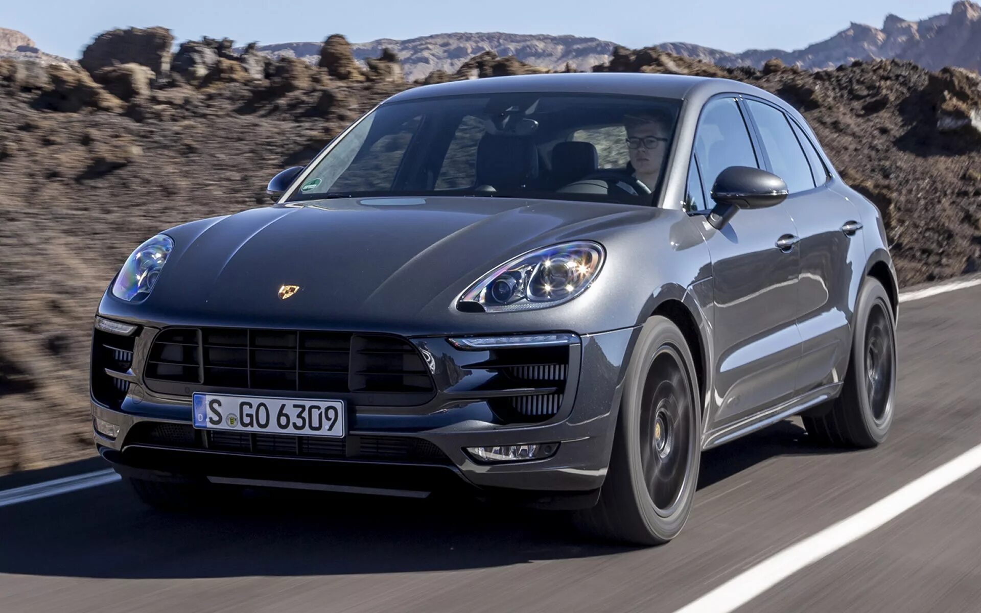 Porsche macan. Порше макан 2015. Macan 2015. Porsche macan 2015. Porsche macan 911.