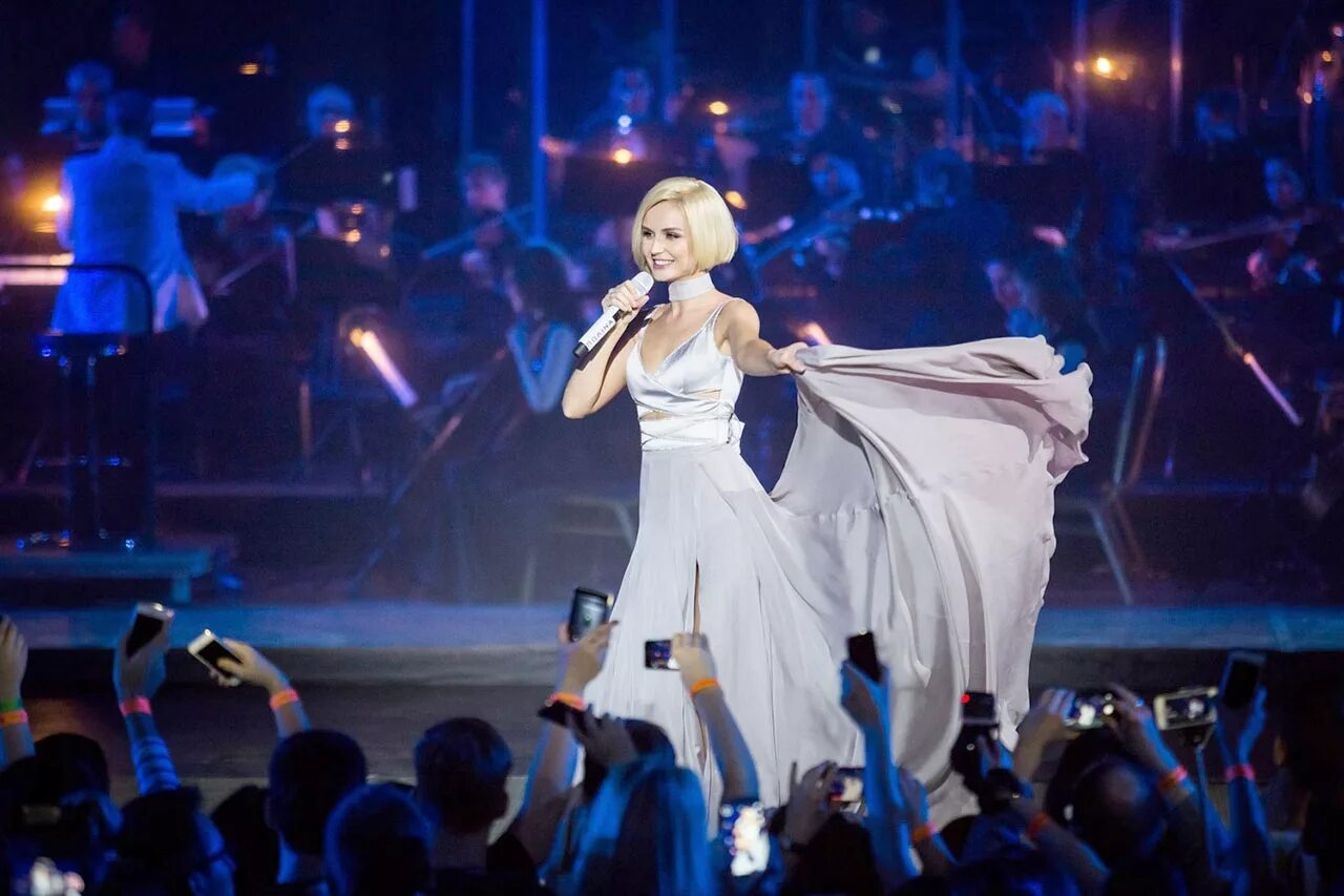 Гагарина кукушка в китае. Концерт полины гагариной 2021. Выступление полины в китае. Выступление полины в китае. Выступление полины в китае.