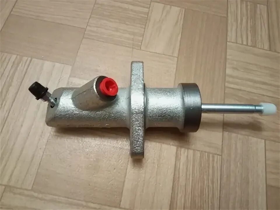 Цилиндр сцепления bmw e30. Бмв е36 гцс. A 204 431 55 12. Цилиндр сцепления бмв е36. Главный цилиндр сцепления бмв е87.