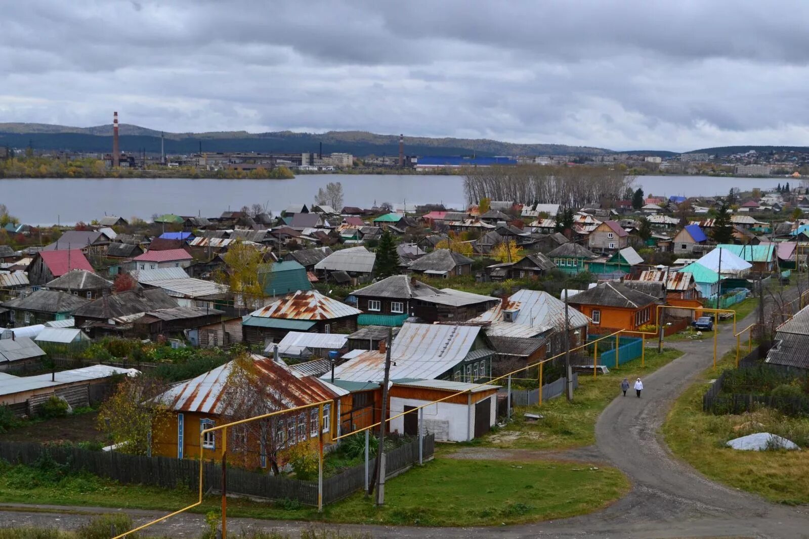 Верхнеуфалейский городской округ челябинской области. Верхний Уфалей Челябинская область. Город верхний Уфалей Челябинской области. Город верхний Уфалей Челябинской области население. Верхний Уфалей фото.