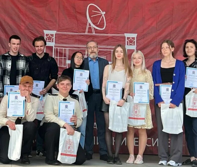 педагогический колледж хабаровск калараша. пед колледж 8. глухих дмитрий леонидович. л. хабаровский педагогический колледж имени героя советского союза д.