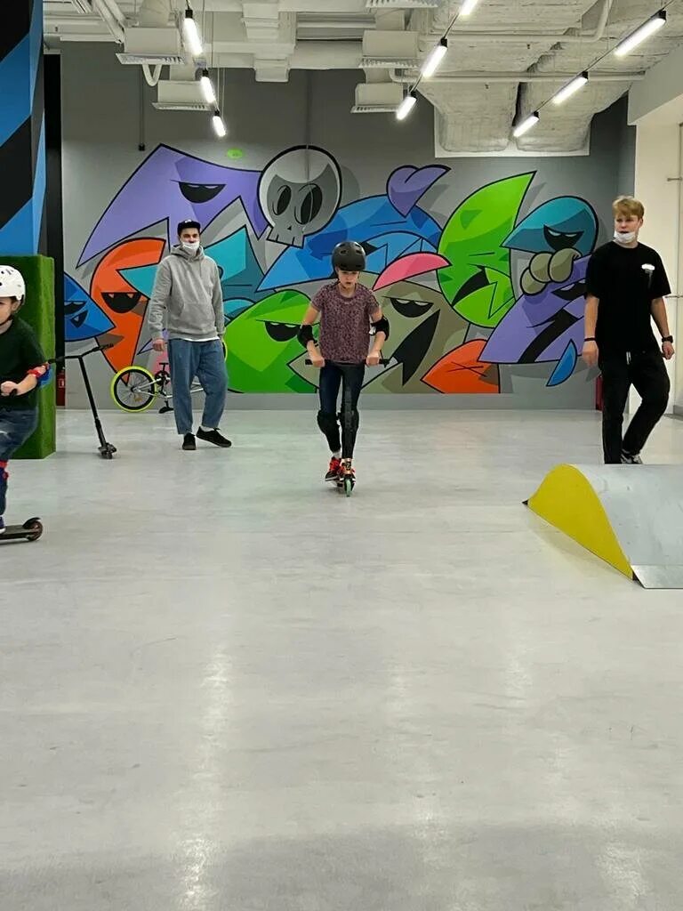 Скейт парк bunny hop лубянка. Bunny hop pro скейт парк. Банихоп скейт парк речной вокзал. Банни хоп скейт парк речной. Bunny hop скейт парк в москве.