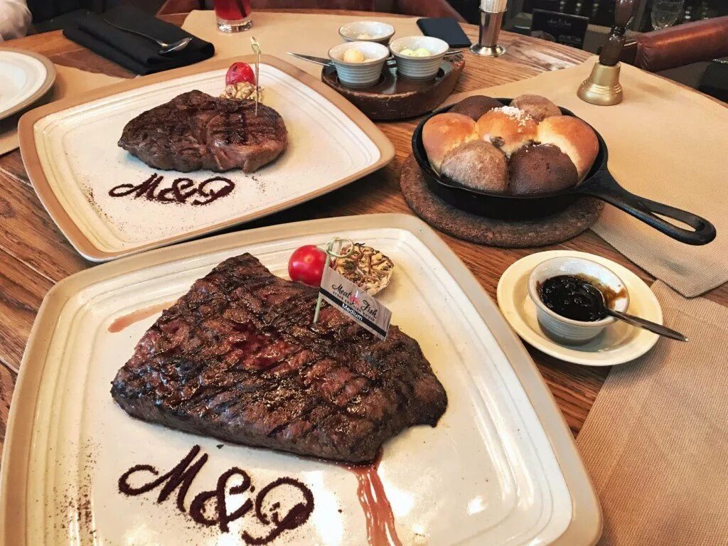 Мясо рыба ресторан отзывы. Афимолл сити ресторан рыба мясо. мясо рыба ресторан. ресторан мясо и рыба в москве. мясо рыба ресторан волгоград.