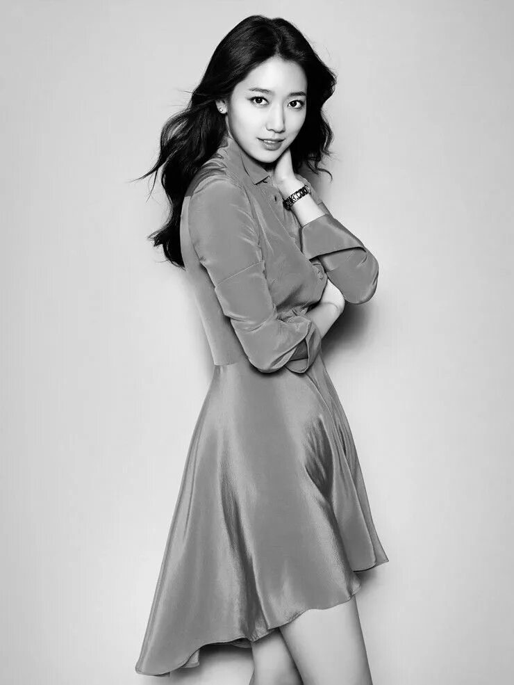 Пак син хе. Руми ким. Пак ши хен. Пак мин-ён 2021. Ен ву чжи.